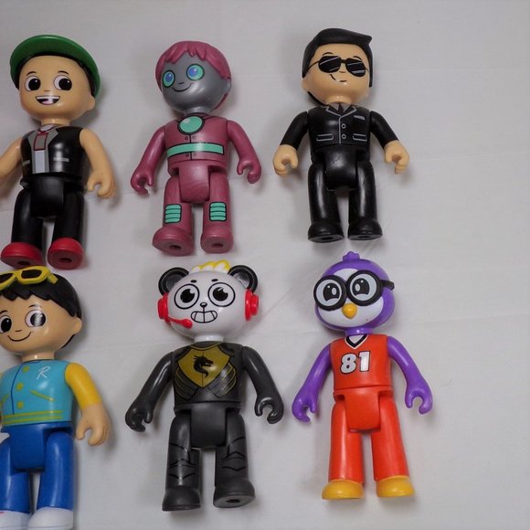 Ryan’s World Figures Bundle Lot of 10 Action Figures Boy Doll Toys Party Favors - Picture 4 of 16